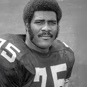 Mean Joe Greene Steelers Training Camp Photo  Vintage NFL Football Legend #75 Pittsburgh Sports Memorabilia Print, Wall Art, Man Cave Photo
