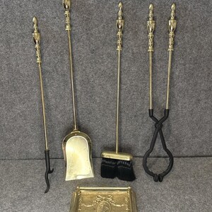 Vintage 5-delad mässingskaminverktygssats MCM med Corral Hearthware-dekor