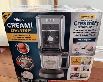 Máquina para hacer helados Ninja CREAMi XL Deluxe 11 en 1, ideal para postres congelados, gelato, batidos y sorbetes (tamaño familiar).
