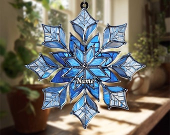 Personalisierte Schneeflocke Faux gefärbtes ACRYL Suncatcher Winter Fenster hängend Weihnachten Ornament Geschenk für sie