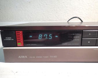 AIWA TX-110 Fm Mw LW Quartz Digital Stereo Tuner Vintage Audio Japan