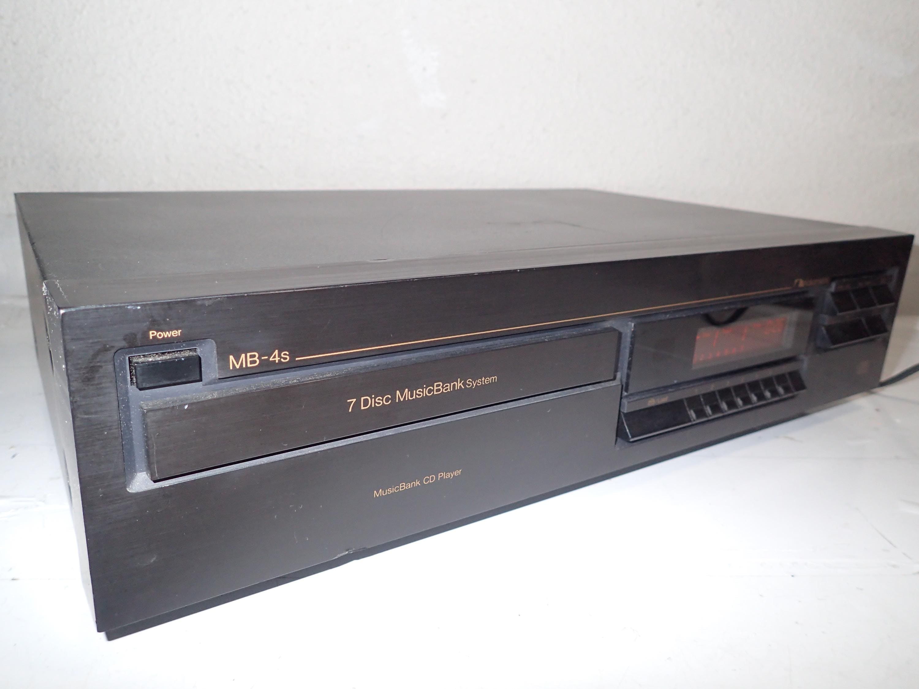 Vintage Nakamichi Mb-4s CD Player - 7 Disc Musicbank, Made in