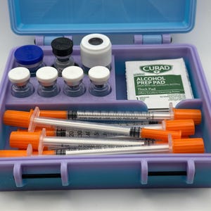 Medium Peptide Case