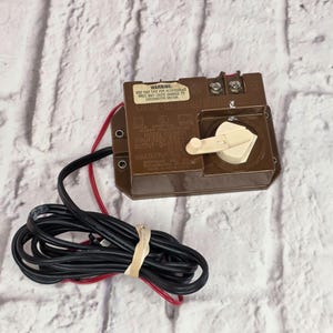 Vtg Bachmann Hobby Transformer 6605 N HO Scale Input 120V Output 0-17V DC Tested