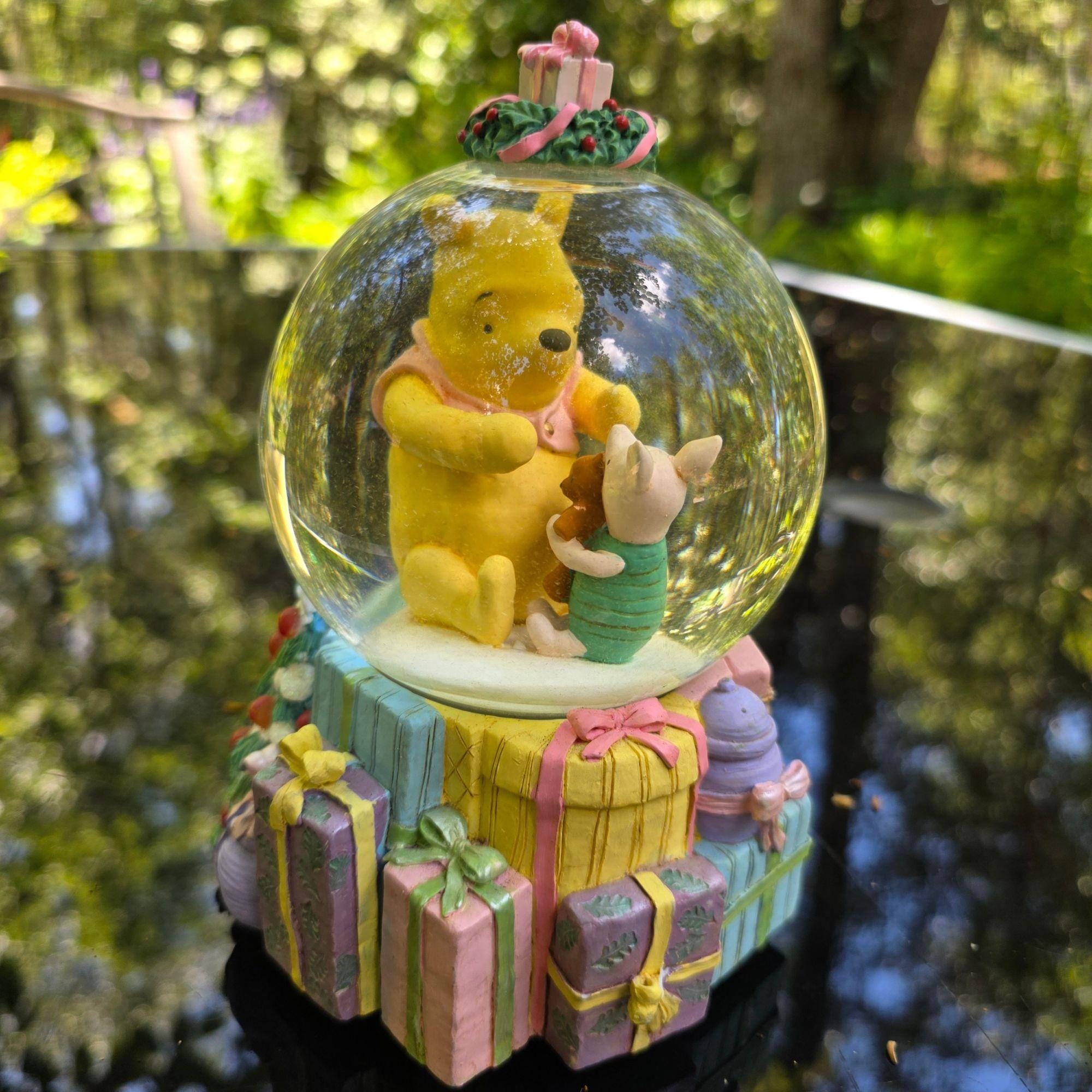 Vintage Winnie the Pooh Snow Globe - Etsy
