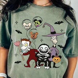 Maglietta Disney Lock Shock Barrel Halloween Balloons, Disney California Adventure Trip, Disney Nightmare Before Christmas Spooky Season Shirt