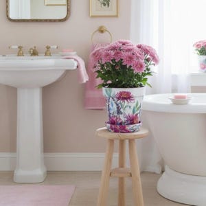 Hand crafted Flower Pot Pink Interior Planter Gift Plant Enthusiast Botanical Holder Chrysanthemum Artwork Ceramic Container Drainage Saucer