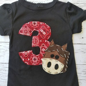 Horse birthday shirt // 3 barnyard birthday shirt //  two, horse, 2nd,  t shirt, barn yard, farm theme, girl, black shirt