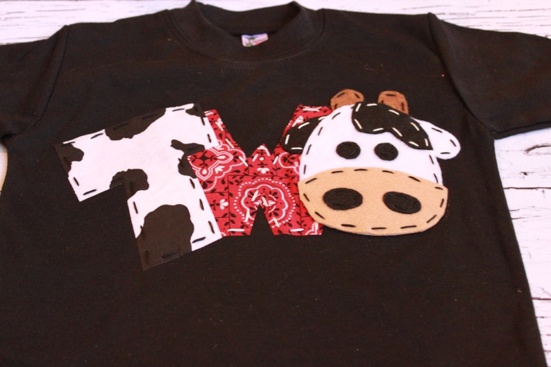 barnyard birthday shirt, two, cow, 2nd, t shirt, barn yard, farm theme, boy black shirt image 2