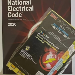 NFPA 70 National Electrical Code 2020 with Tabs (Paperback)