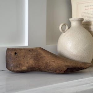 Primitive wooden shoe mold Vintage Primitive shoe mold Vintage wooden mold Vintage farmhouse decor  Primitives