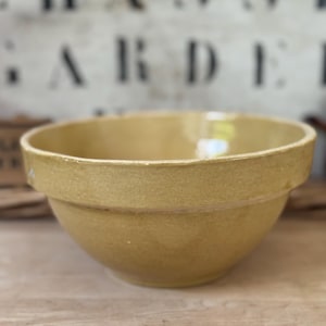 Vintage Honey Yellow Glazed Stoneware Mixing Bowl - Rustic Farmhouse Decor