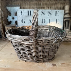 Vintage European Wicker Egg Basket – Rustic French Farmhouse Gathering Basket