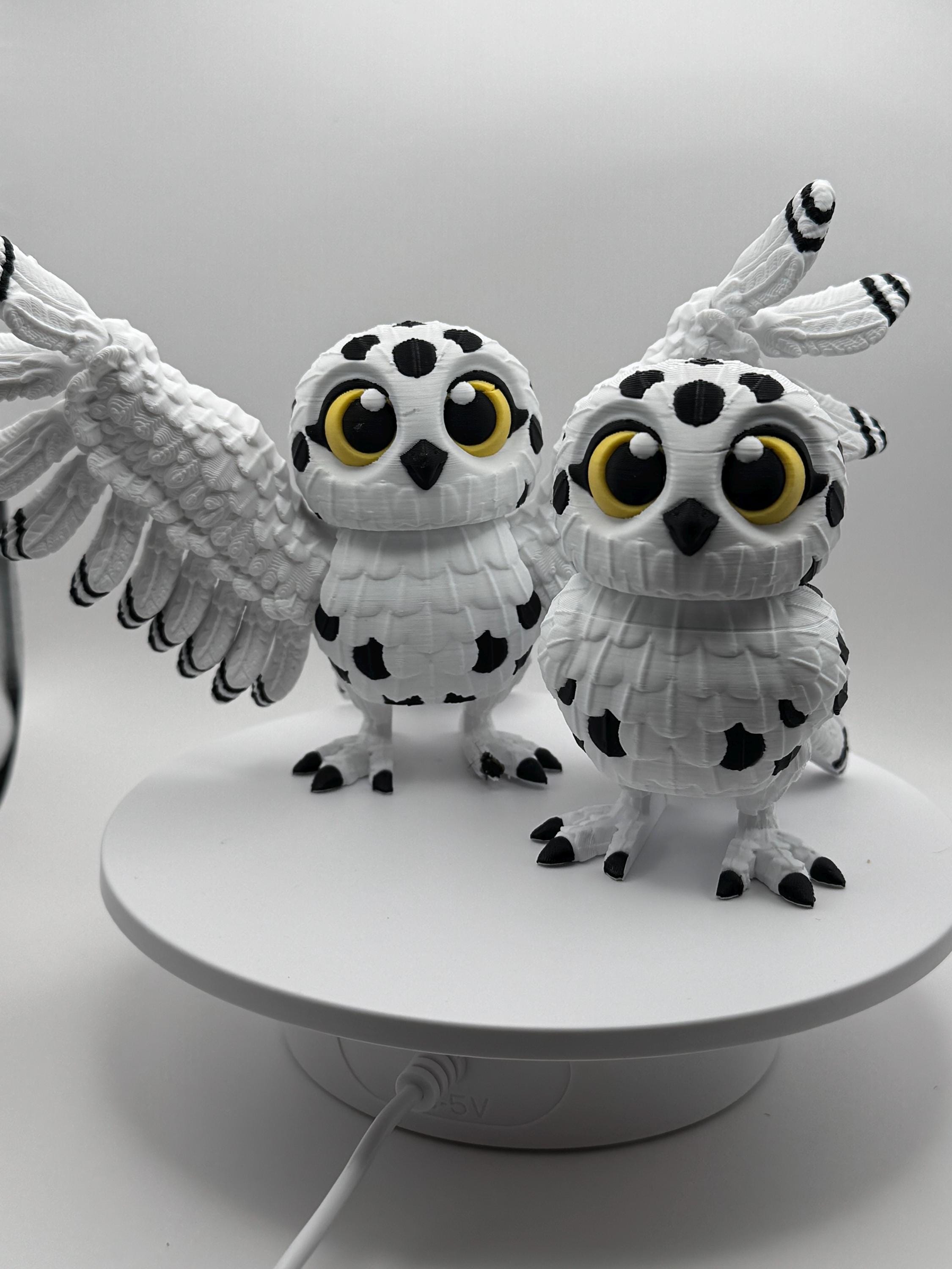 Flexi Owl Figure | Articulated 3D Printed Owl Toy, Quirky Desk Decor, Fidget Animal, Owl Collectible