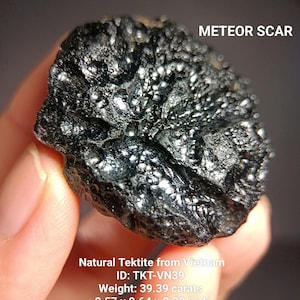39.39g “Meteor Scar” Tektite – Impact Glass with Crater Pattern – Vietnam Cosmic Energy Stone
