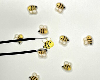 Kawaii Bumble Bee Nail Charms: 3D DIY Craft Pieces (10-Piece Set