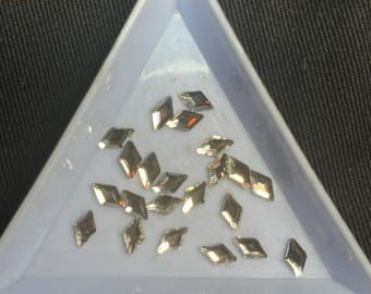 5 x 8 mm diamant ruit helder/zilveren strassteentjes 50 of 100 stuks | Hoge kwaliteit | Voor nailart, pers, kunst/ambachten | Zilveren plaksteen