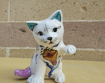 Hand-Painted Ceramic Cat Figurine: Whimsical Home Decor