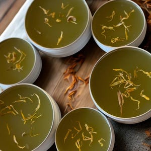 Natural Dog Paw Balm – Calming, Itch Relief, Toxin-Free