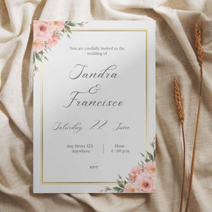 Bearbeitbare Hochzeitseinladungsvorlage - Elegantes Blumenmuster. Bearbeitbar in Canva