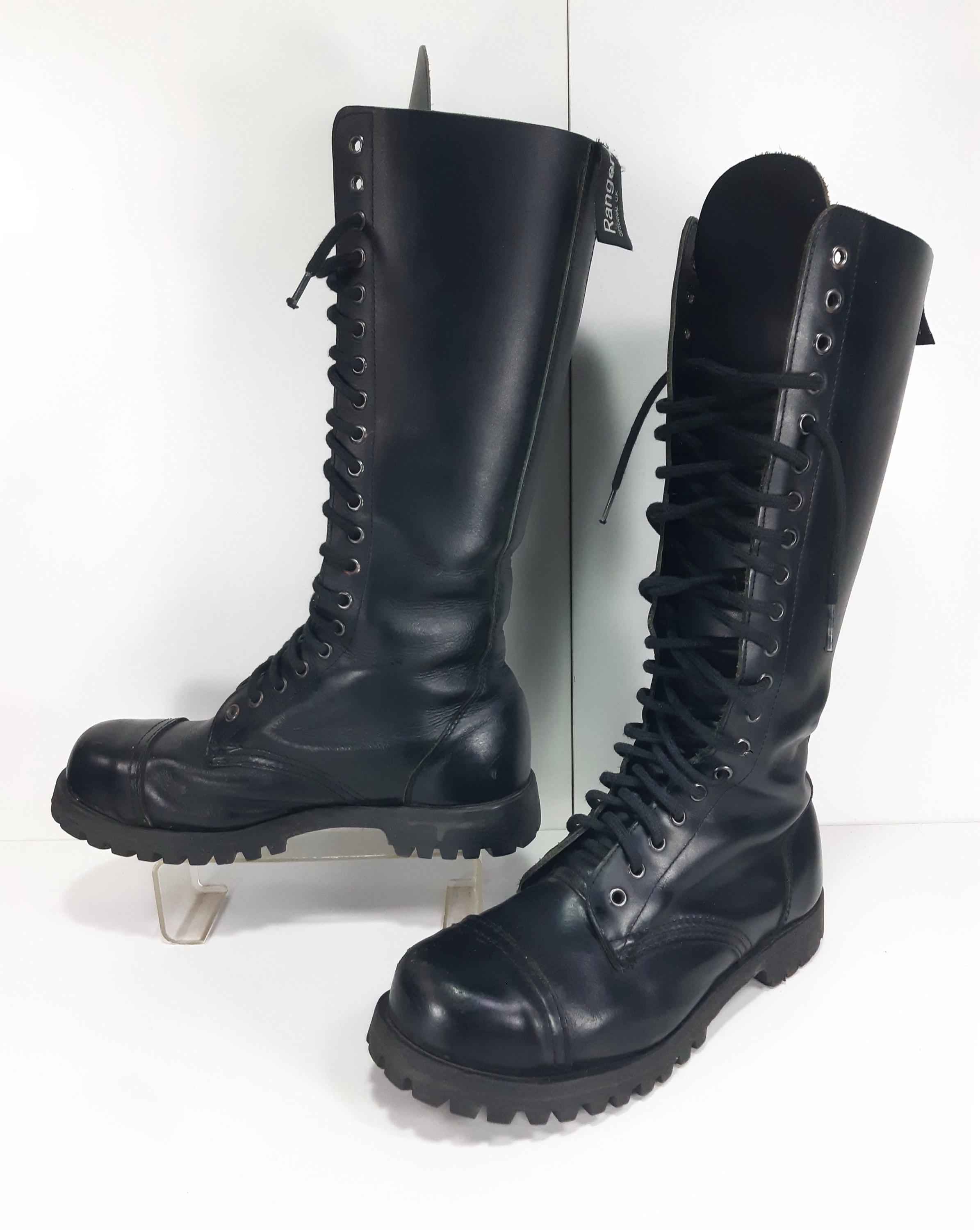 20 Holes Boots Canada