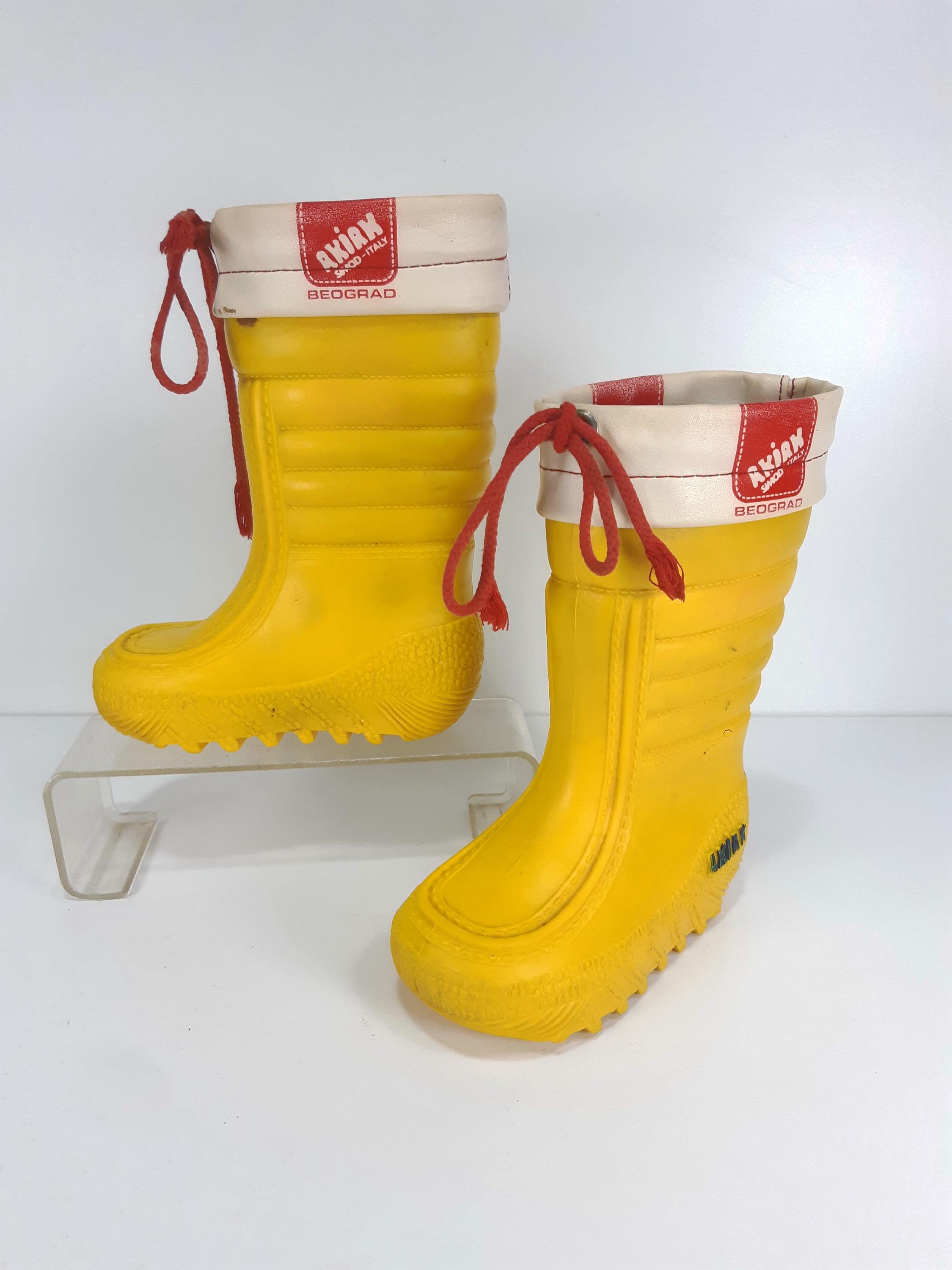 Scarpe per bambini anni '70 Italia