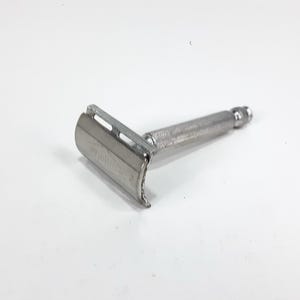 Vintage 50s Gillette Ball End TECH DE Safety Razor made in England