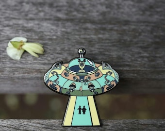 Alien UFO - Hard Enamel Pin | 1.5 inch: Sci-fi Spaceship Bag Accessory Green Alien Ray Space Themed Science Fiction Hand Drawn Pin