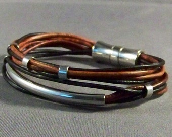 Men leather Bracelet-Women leather bracelet with tube and beads in brown leather