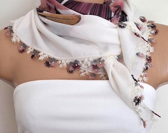 Floral Needle Lace Cotton Scarf: Handmade Oya Design