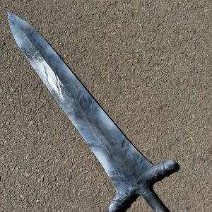 How to Make Dark Moon Greatsword – 3D Printable Files + Full DIY Tutorial