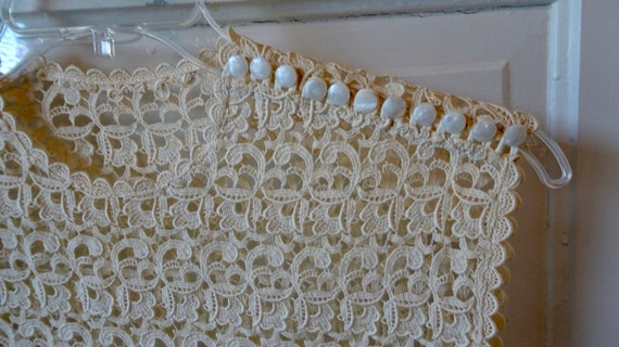 Collectible Art Deco Lace Crochet Bodice Ecru Whi… - image 1