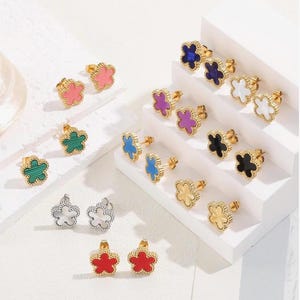 Pendientes de trébol de acero inoxidable chapados en oro de 18 quilates, varios colores