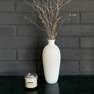 Minimalist Scandinavian-Style Vase – White Ribbed Decorative Vase, 3D Printed in PLA