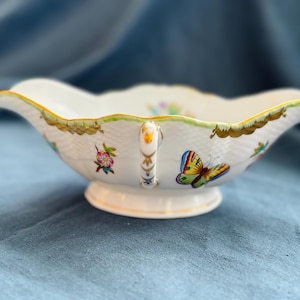 Herend Queen Victoria Porcelain Bowl – Handpainted 220/VBO – Double Handle Butterfly Dish – Hungary