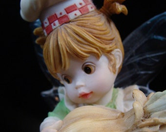 Enesco Little Kitchen Fairies "Garlic Fairy"