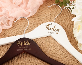 Personalized Bridesmaid Hangers Engraved Wooden Name Bridal Hangers Wedding Dress Hanger Bridesmaid Gifts Wedding Favor Bridal Party Gifts