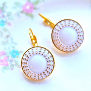 White and Gold Glass Round Mosaic Pattern Etched Gold Plated Lever Back Drop Dangle Earrings - Wedding, Bridal, Bridesmaid,Christmas