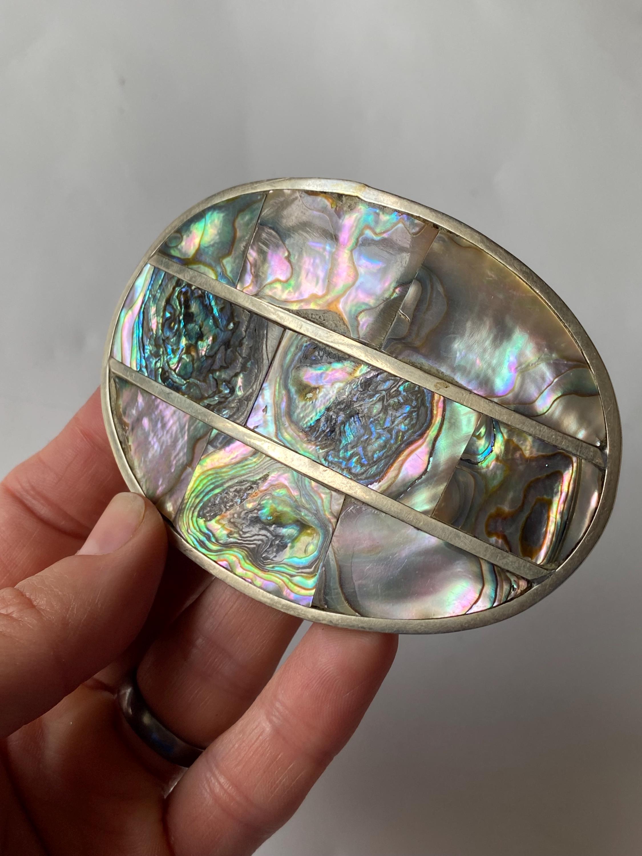 Collectible Vintage Belt Buckle, Mexico Abalone Shell Buckle  display picture 2