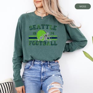 Distressed Seattle Football Shirt Comfort Colors Seahawks Football Crewneck Retro Seahawks Shirt for Seattle Seahawks Football Fan Gift