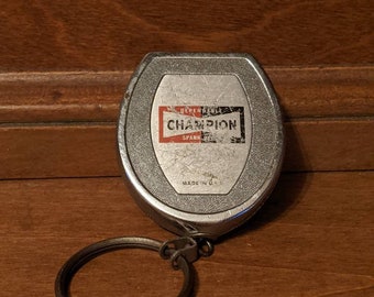 Champion spark plug retractable keychain