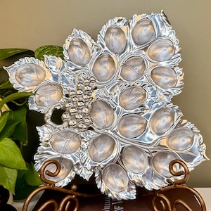 Vintage Arthur Court Deviled Egg Tray,  20 Egg Holder Grape Motif, Casual Entertaining Platter, Layered Tablescape Serveware, Hosting Helper