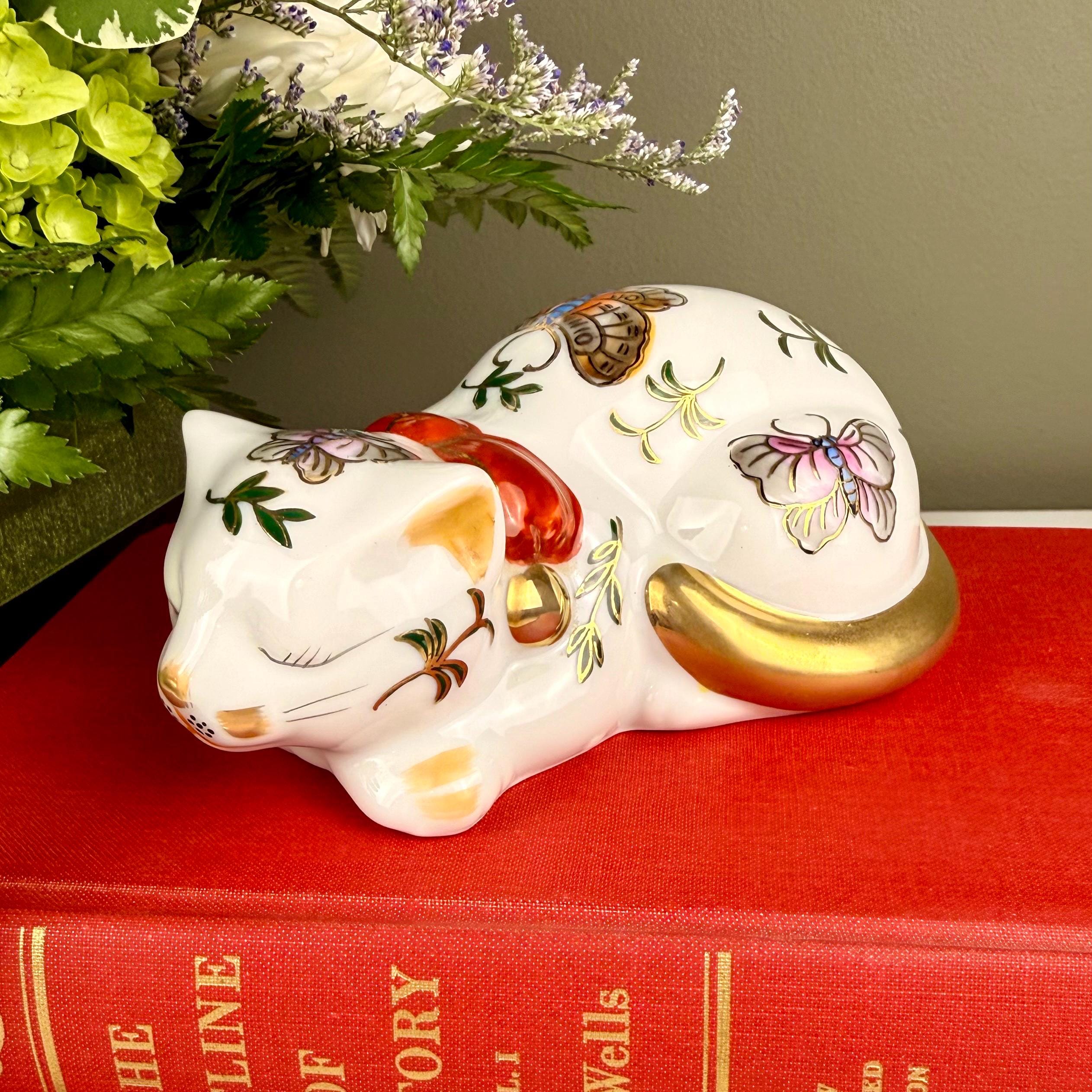 眠り猫 sleeping cat vintage ceramic object Vintage Porcelain Sleeping Cat - Etsy