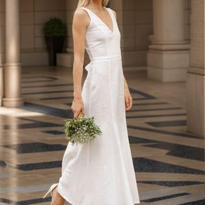 White Linen Wedding Dress, Sleeveless V Neck Maxi, Summer Bridal Dress, Minimalist Boho Long Linen Gown