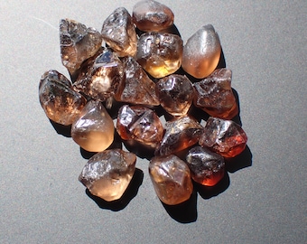 100ct Special Select Zircon Rough