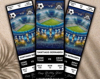Op de afbeelding: Drie zwart-witte voetbaltickets met een stadionafbeelding. Elk ticket toont een voetbal, de datum, tijd en de tekst "SANTIAGO BERNABEU". De tickets hebben de tekst "Happy Birthday Babel I love you!"