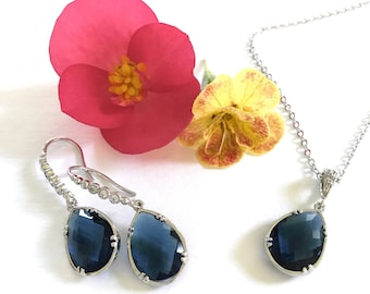 Best Christmas gift for her, Sapphire glass earrings and necklace, sapphire glass jewelry, blue bridesmaids gift, bridesmaid jewelry set.