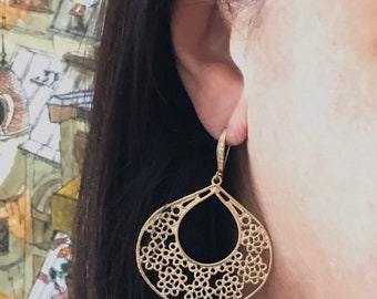 gift for her, Jewellery, Gold Dangle Earrings, Gold Jewelry, Big Filigree Flower Earrings, Vermeil Gold leverback earrings,