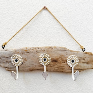 Driftwood Key Holders - Customizable: Rustic, Natural Organizer, Driftwood Key Rack, Beach Decor, Wall Decor Gift, Jewelry Organizer,Coastal