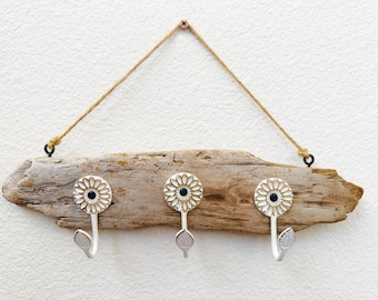 Driftwood Key Holders - Customizable: Rustic, Natural Organizer, Driftwood Key Rack, Beach Decor, Wall Decor Gift, Jewelry Organizer,Coastal